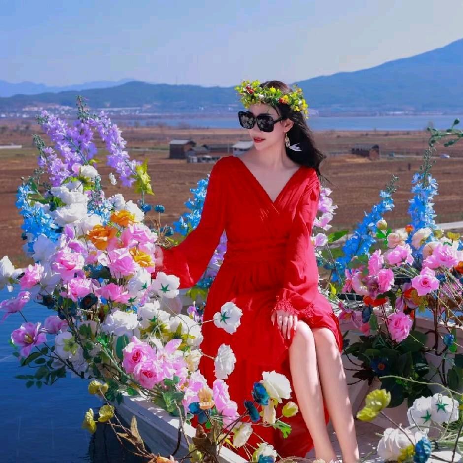 佳绣靓丽工作（招美甲美睫美妆学员）