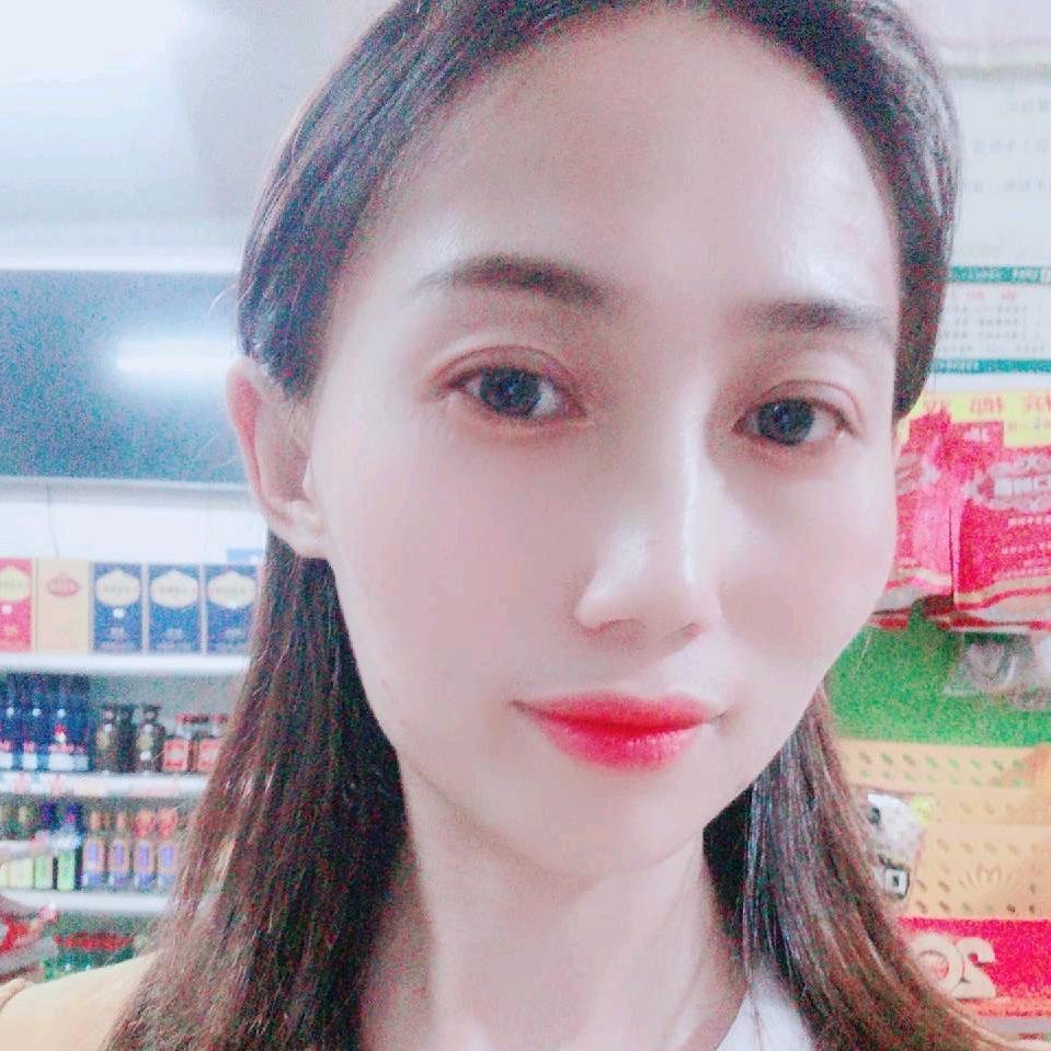 雨儿轻飞