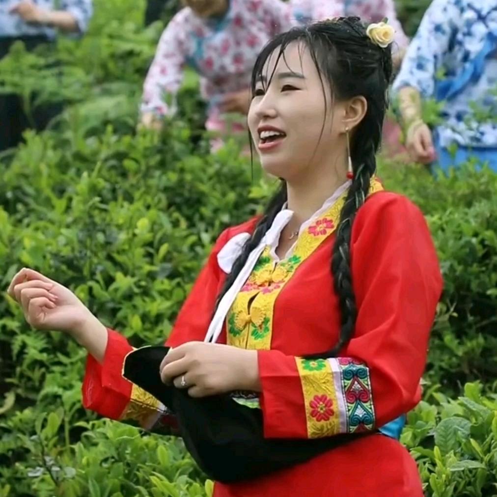 山 歌 妹 子