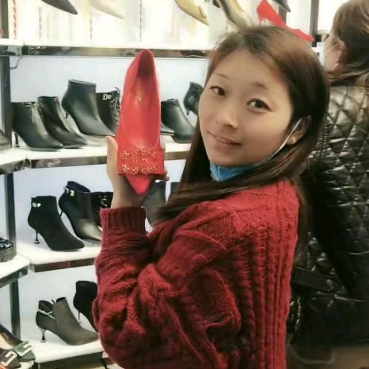 晴孔万里