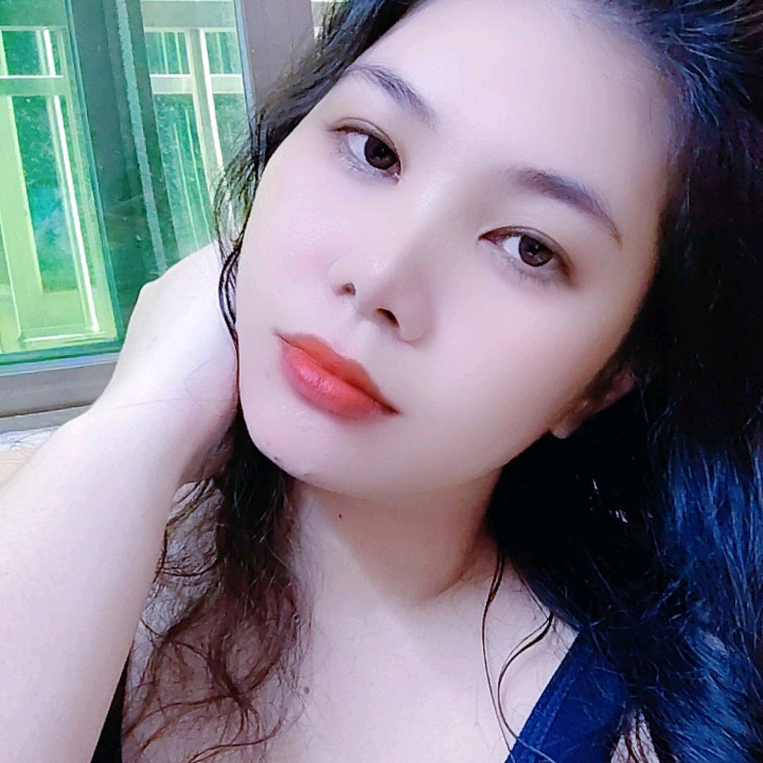 七月小姐姐