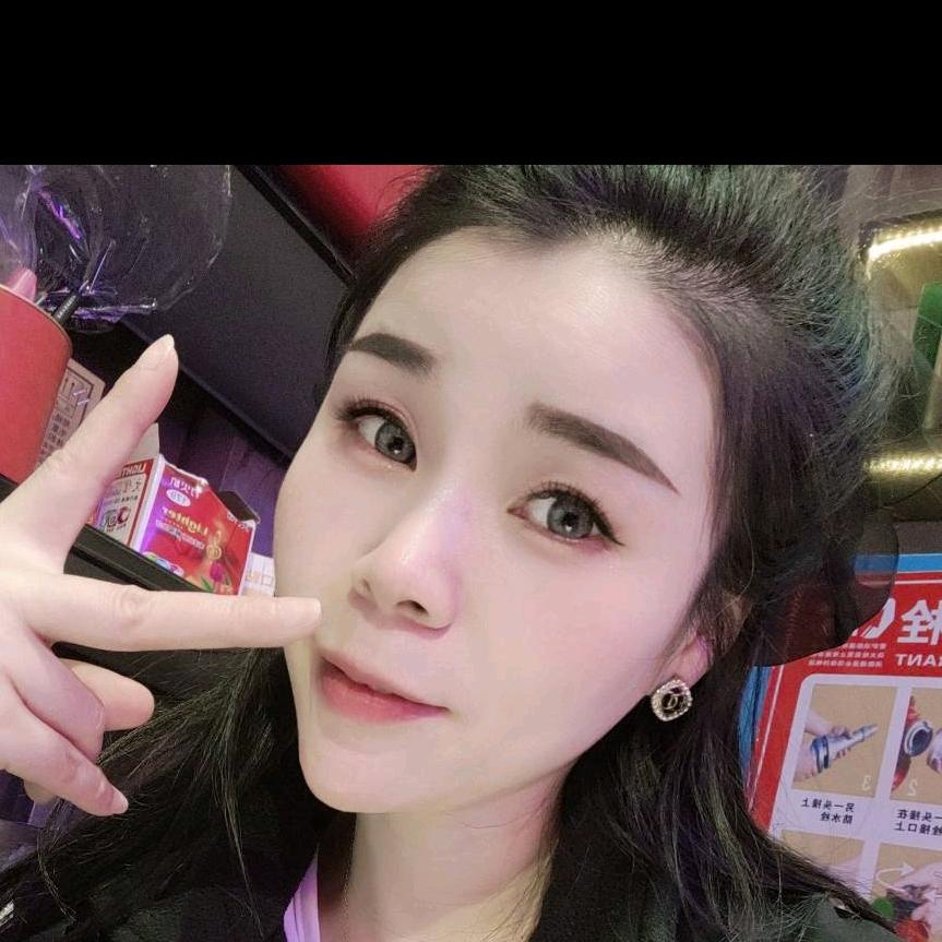 李家珊小姐