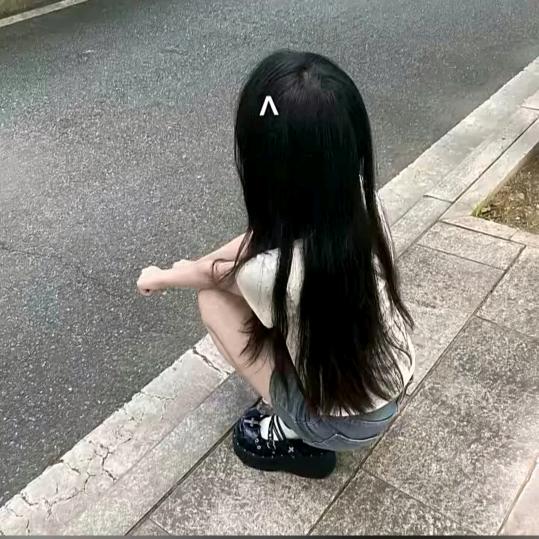 江挽.🐟轩⁷²⁹