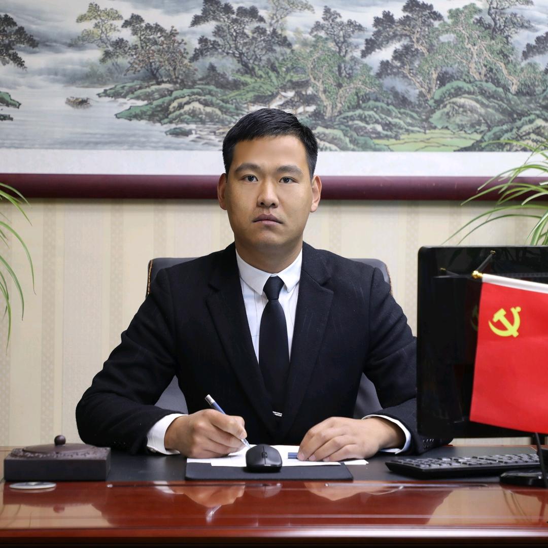 董董