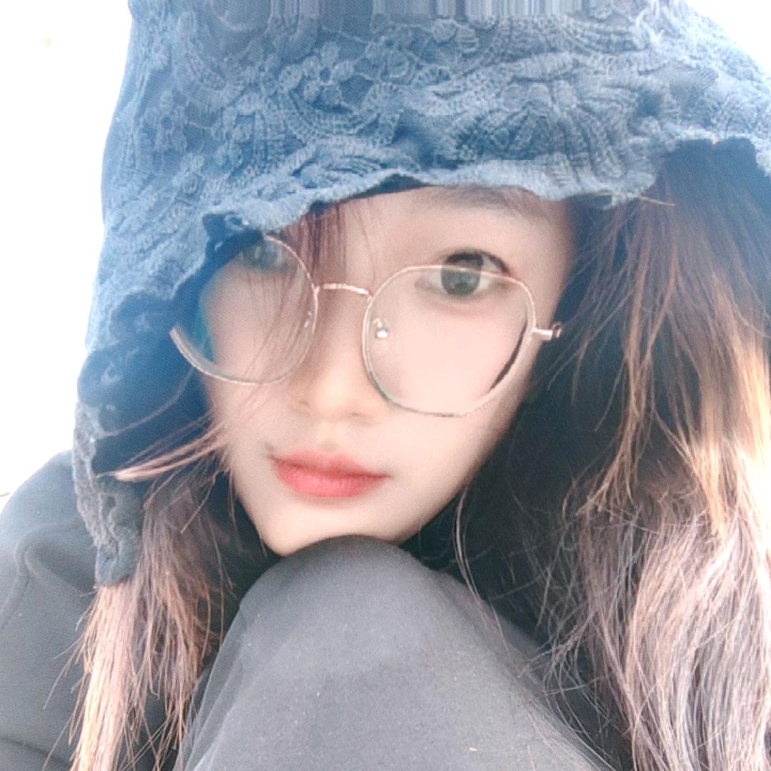 彩椒姐姐小于吖