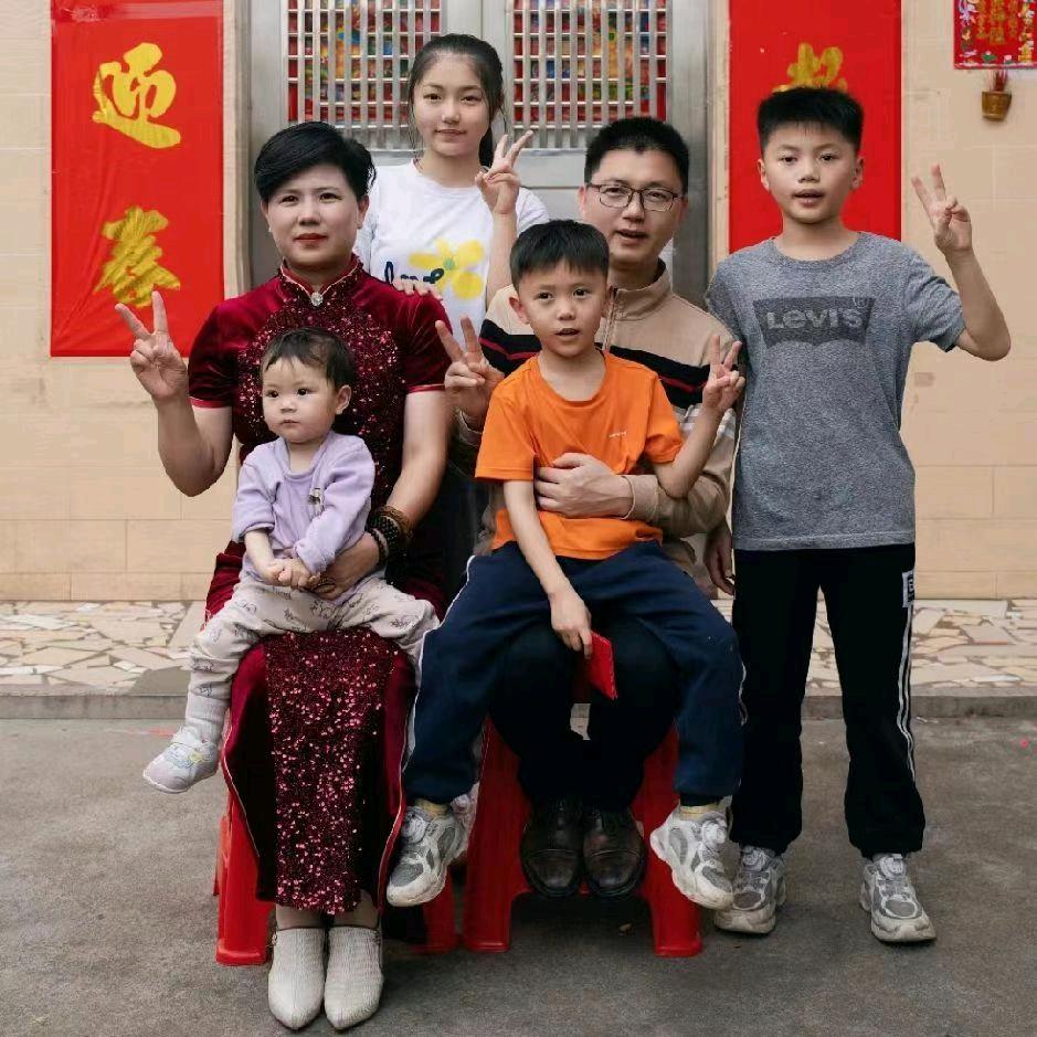 邓太夫妇