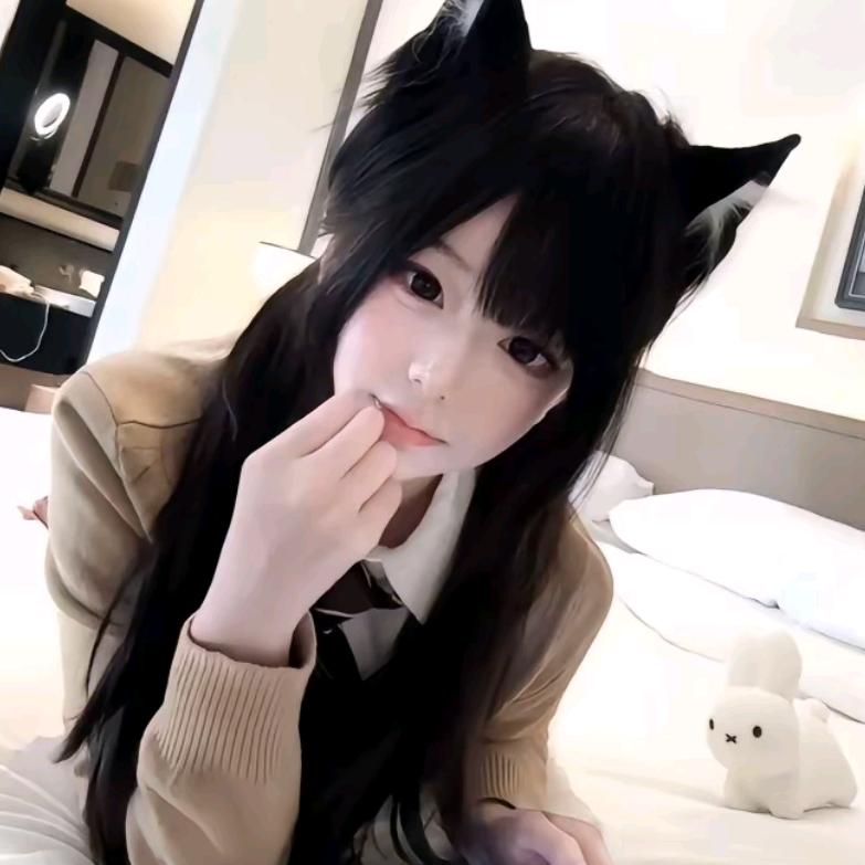 每天都好困^