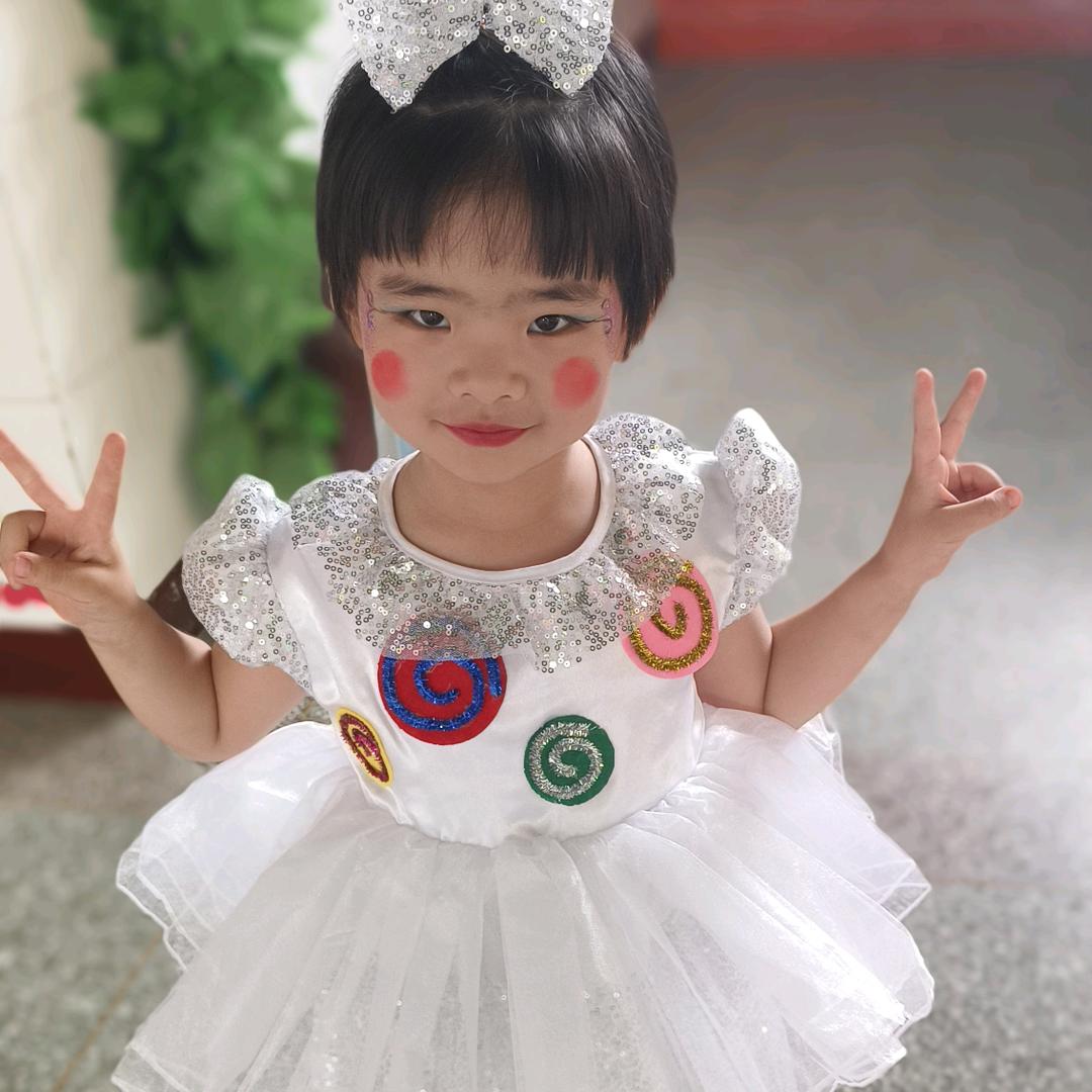 冉姐乐弟姗妹妹