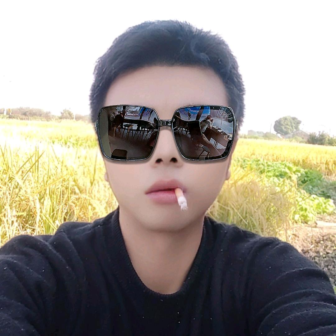 人就得靠自己