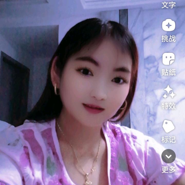 晚秋✧٩(ˊωˋ*)و✧