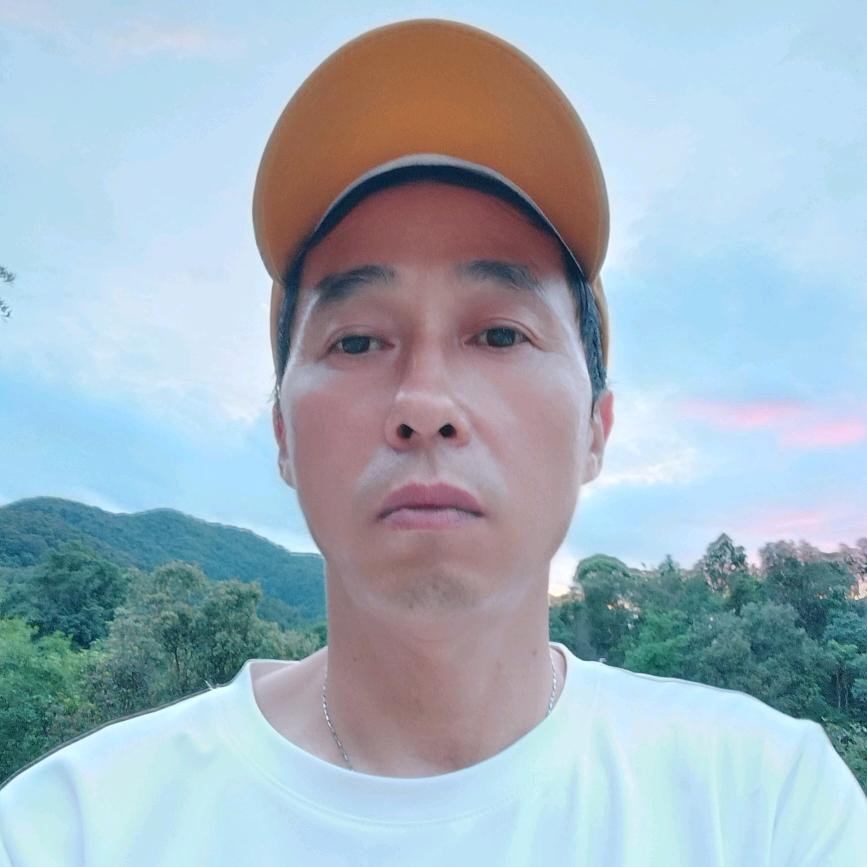 一飞@
