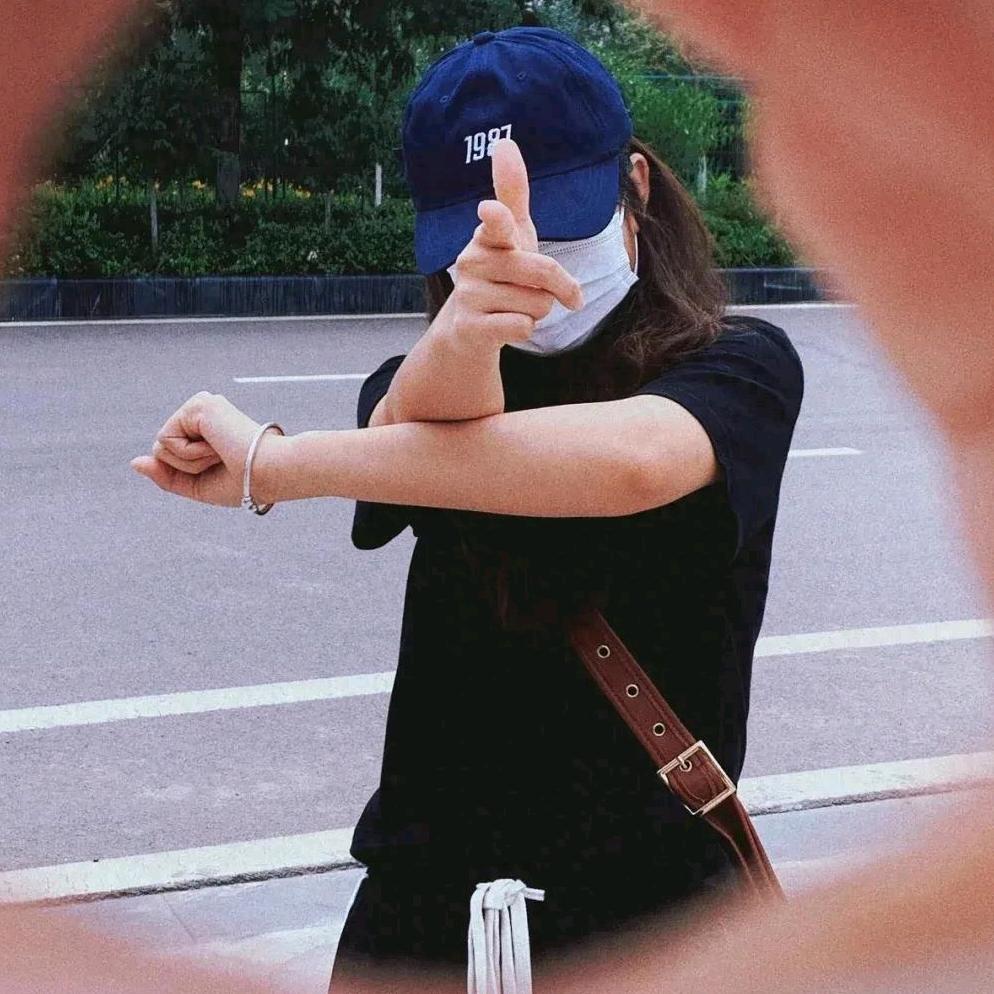 💫红  ᭄ꦿ࿐
