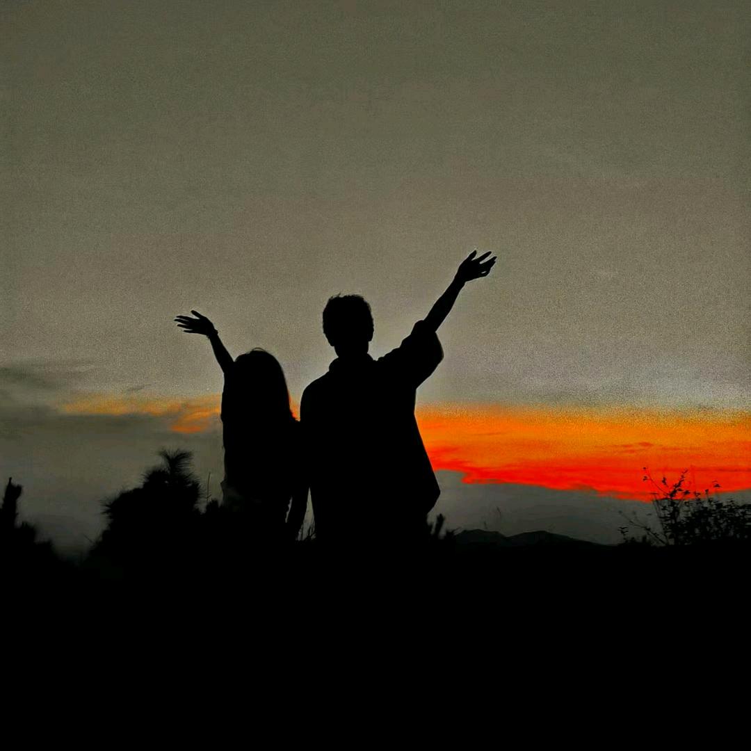 為艳封心锁愛☂︎