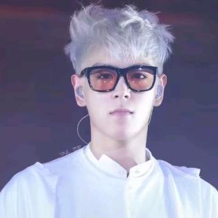 你好美丽的小姐