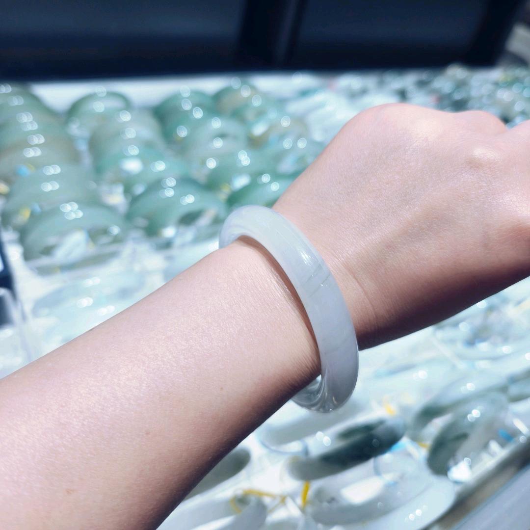 天然玉器（小于）