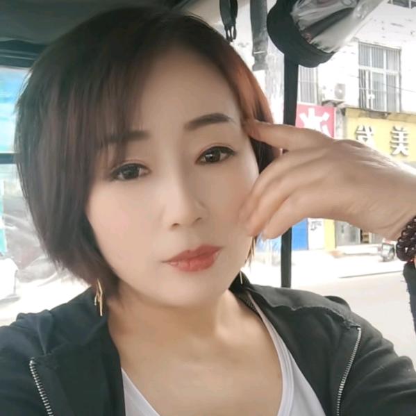西街老槐树美容美发