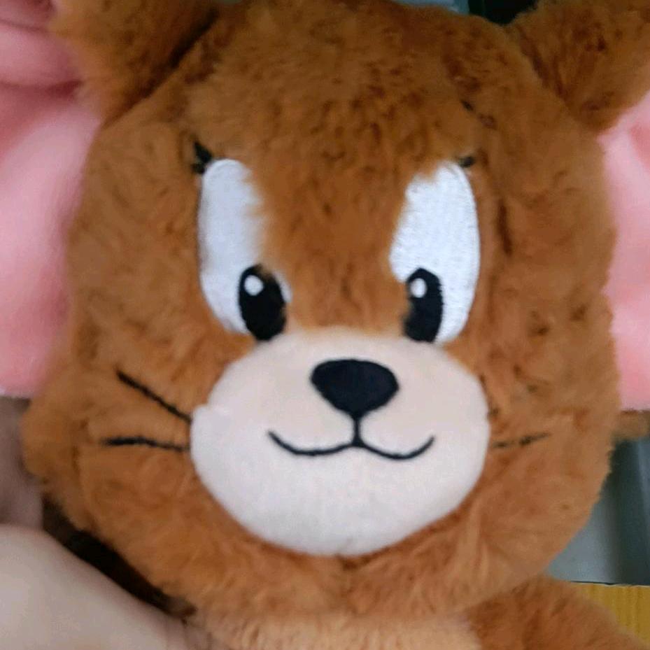 Jerry*