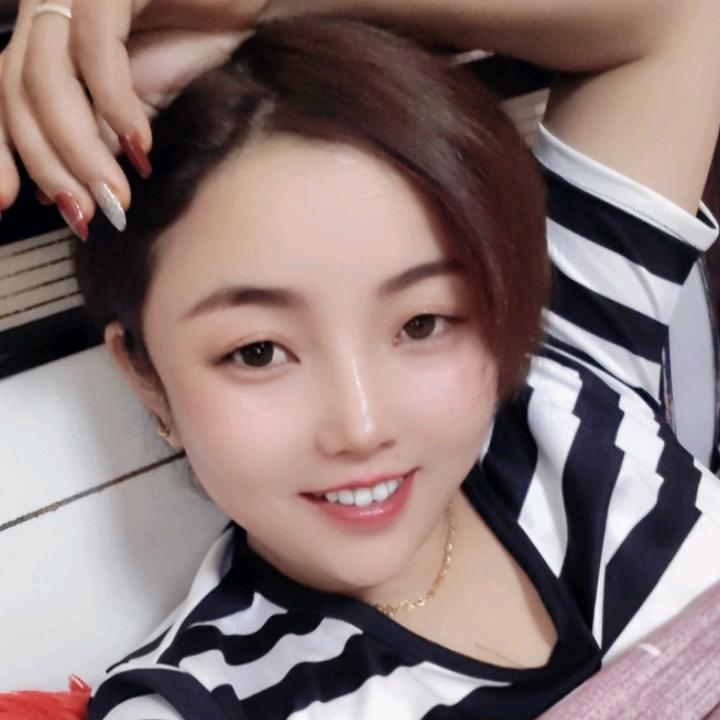 卡车藏家女孩卓嘎拉