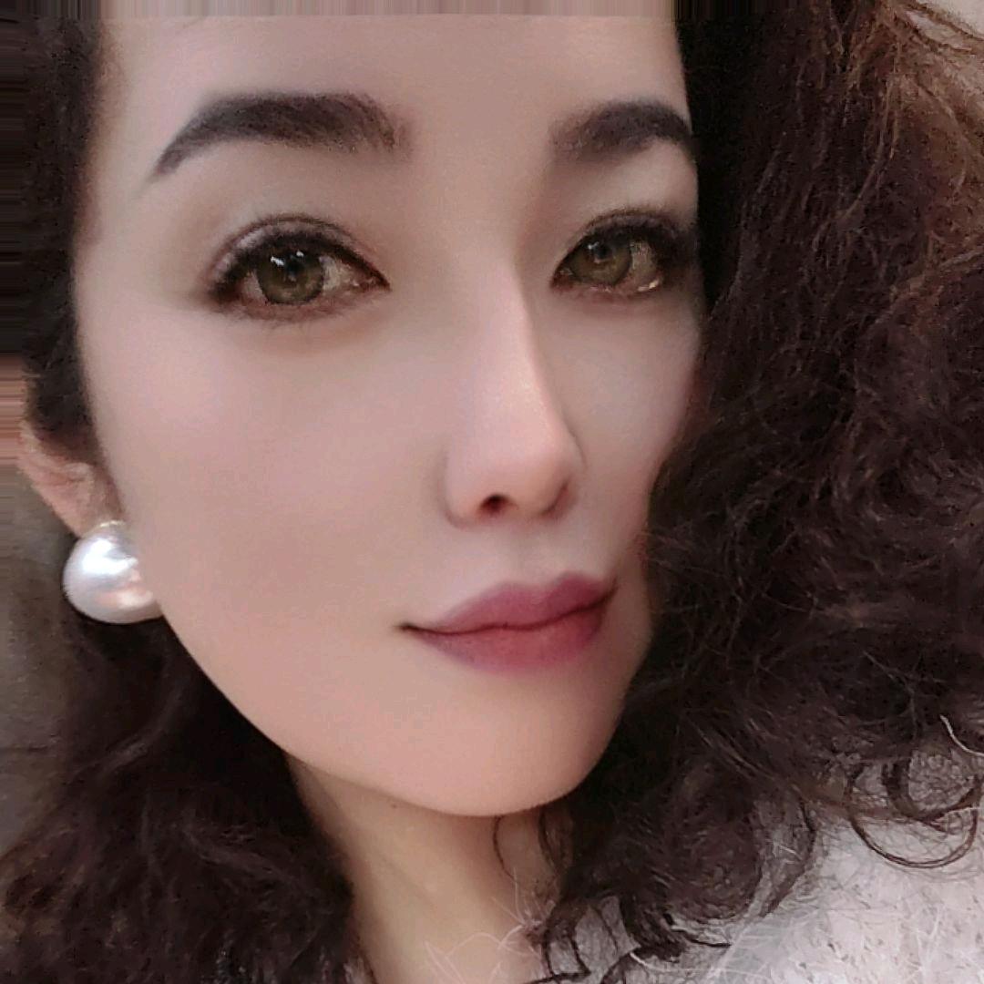 爱❤笑😊的女👧孩