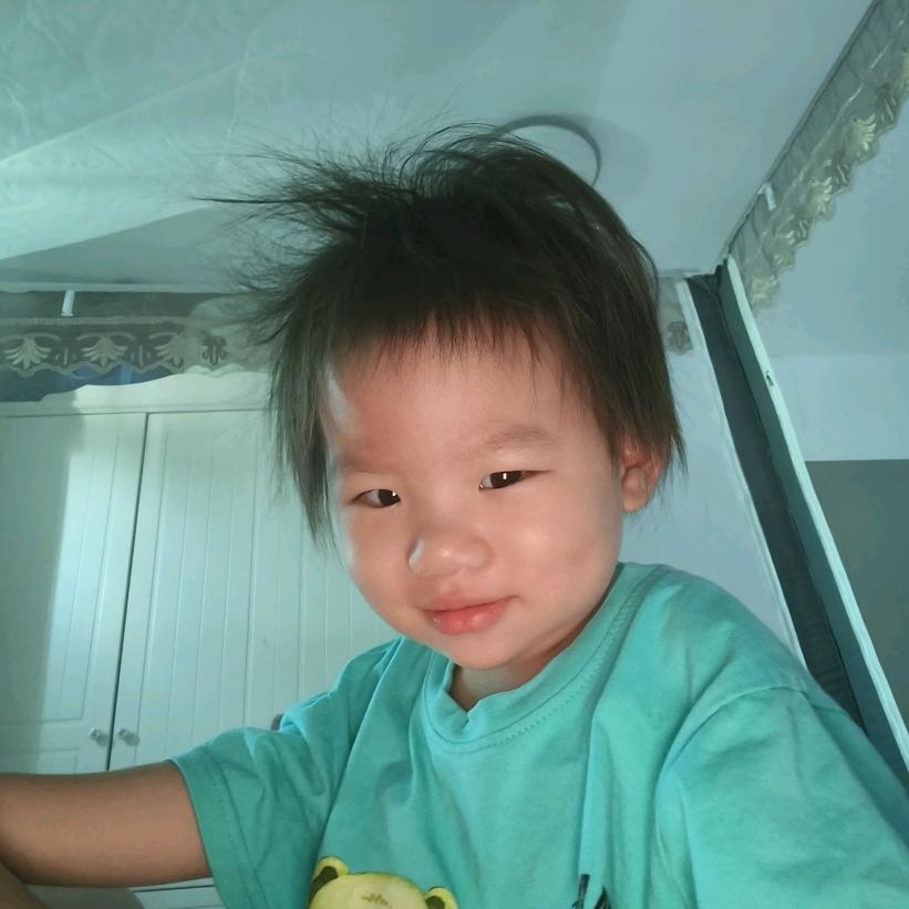 后生仔（臭豆腐、肉夹馍、章鱼小丸子）