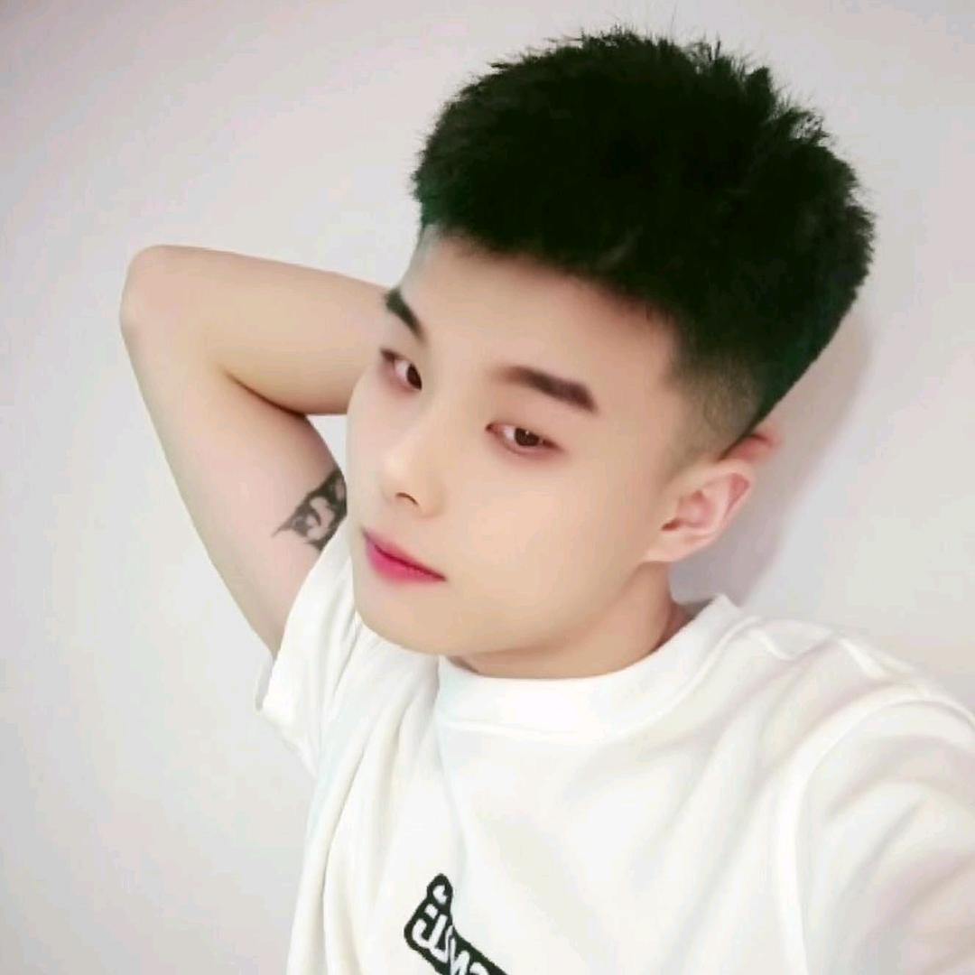 一 花 一 世 界 只 为 一 人