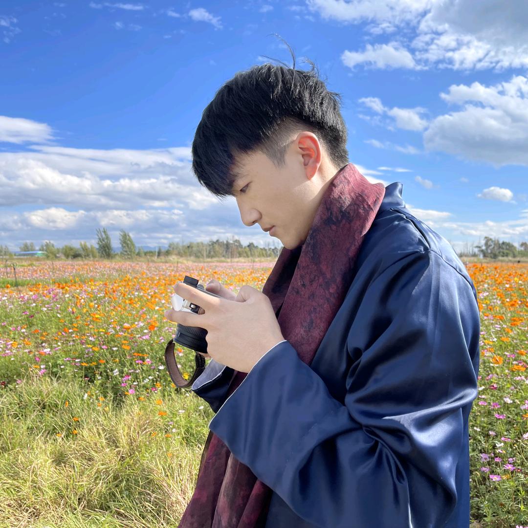 新派社-领队摄影小熊