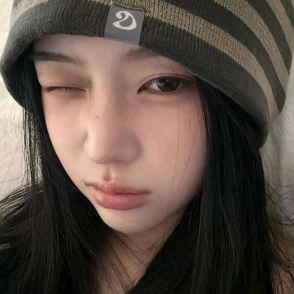 Rooyio_