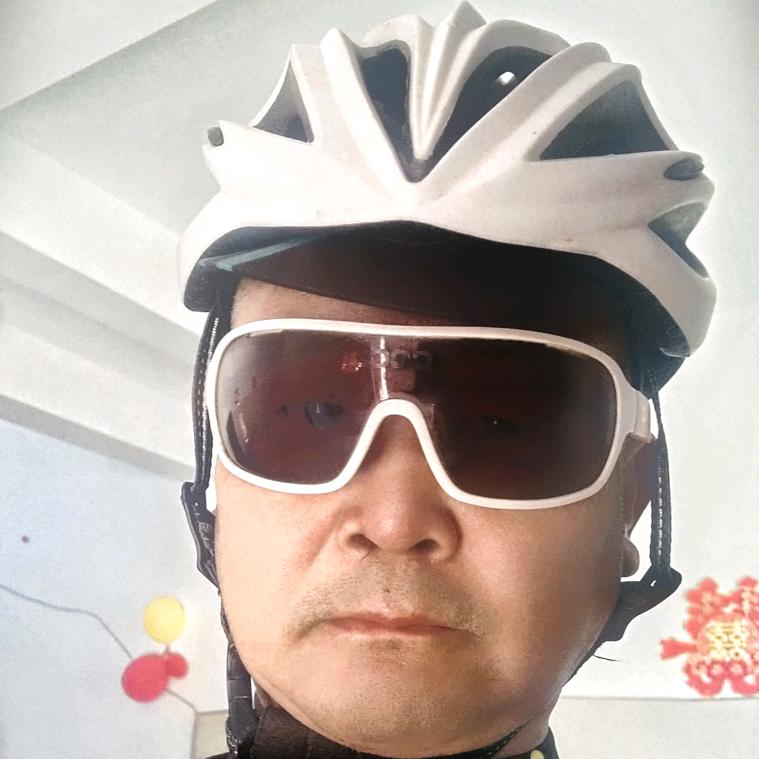 尘埃飞扬