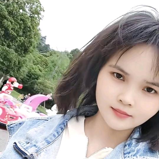 LᎭℯ⃝小    阿朱