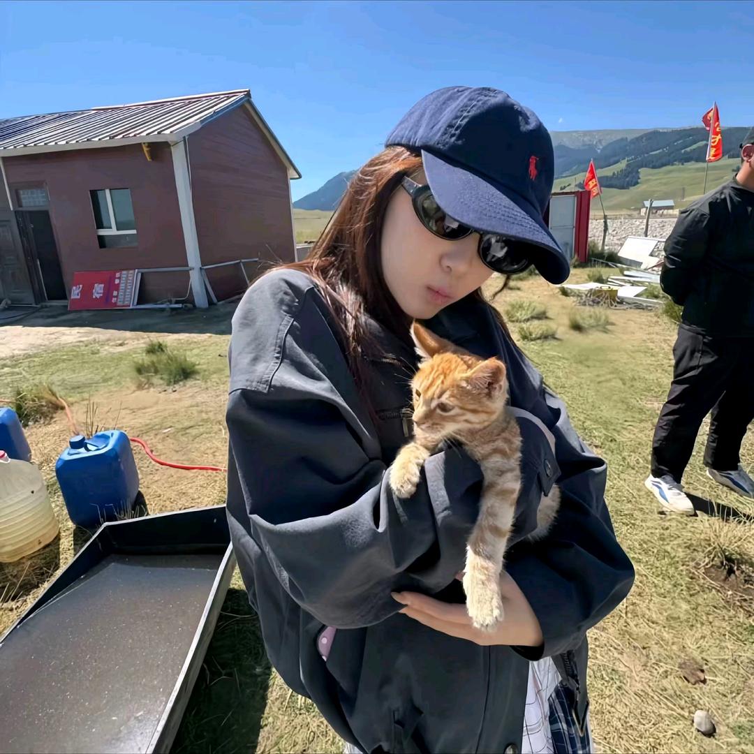 小胡同头像