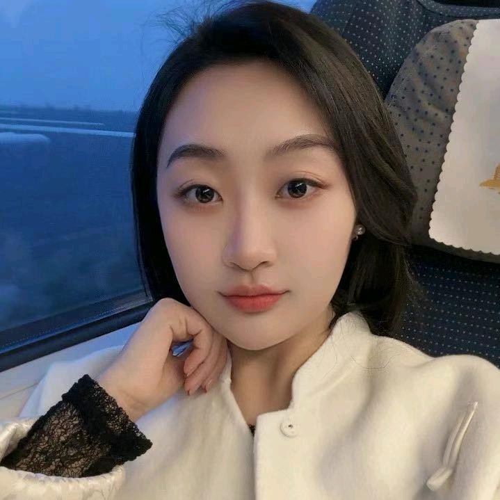 半个美女-