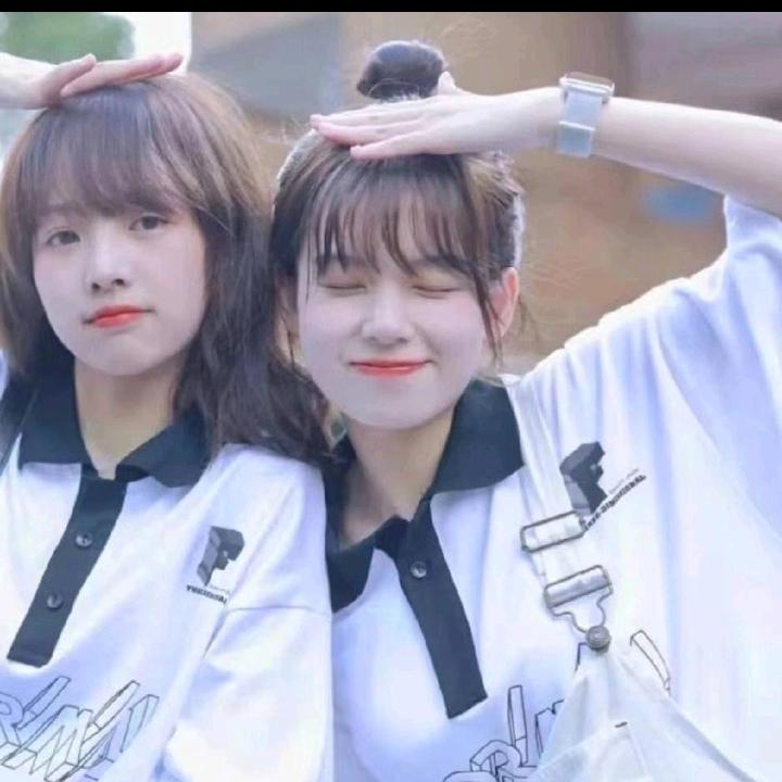 回眸相視一笑☆