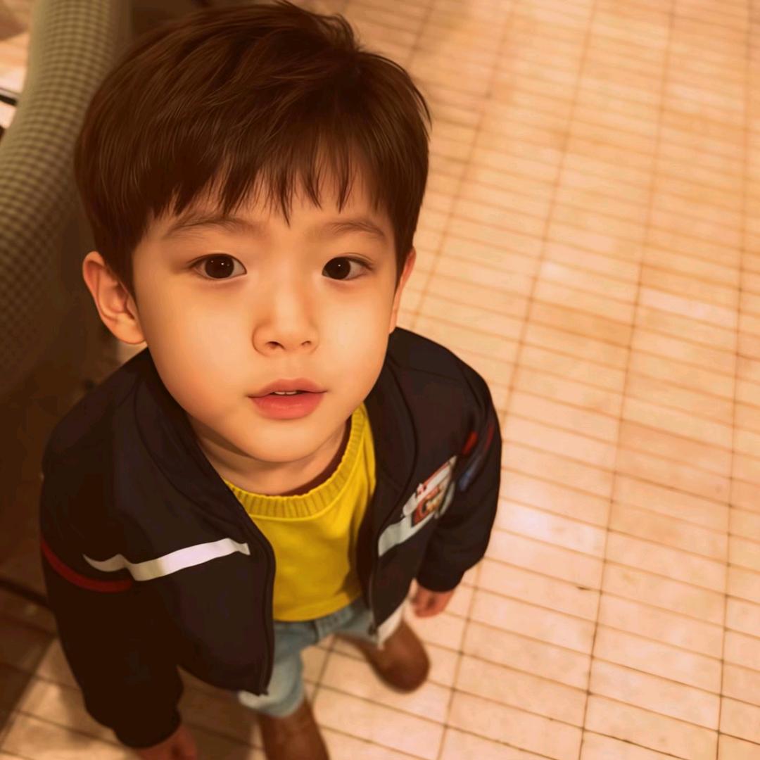 猛踹瘸子那条好腿