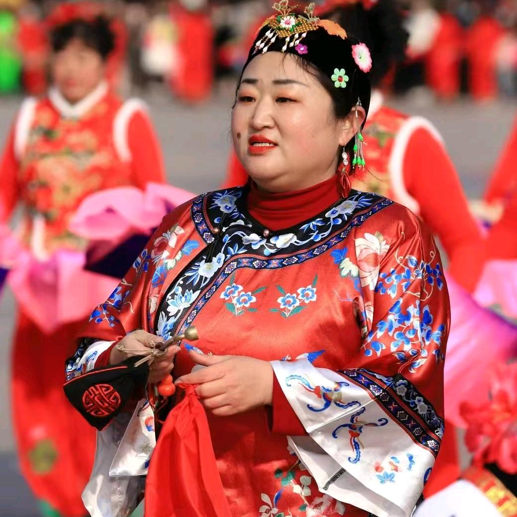 精神抖擞扭起来