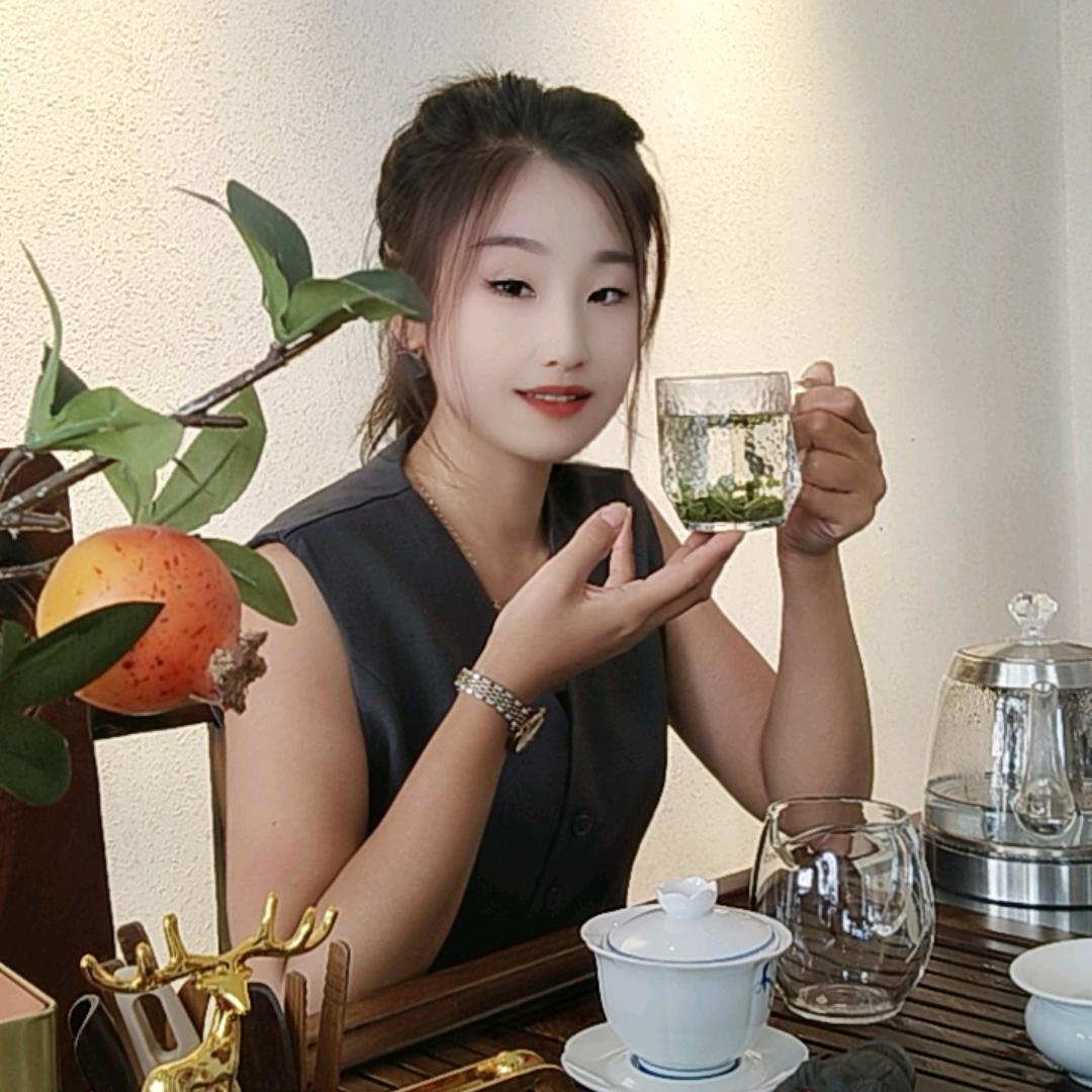 英子💞