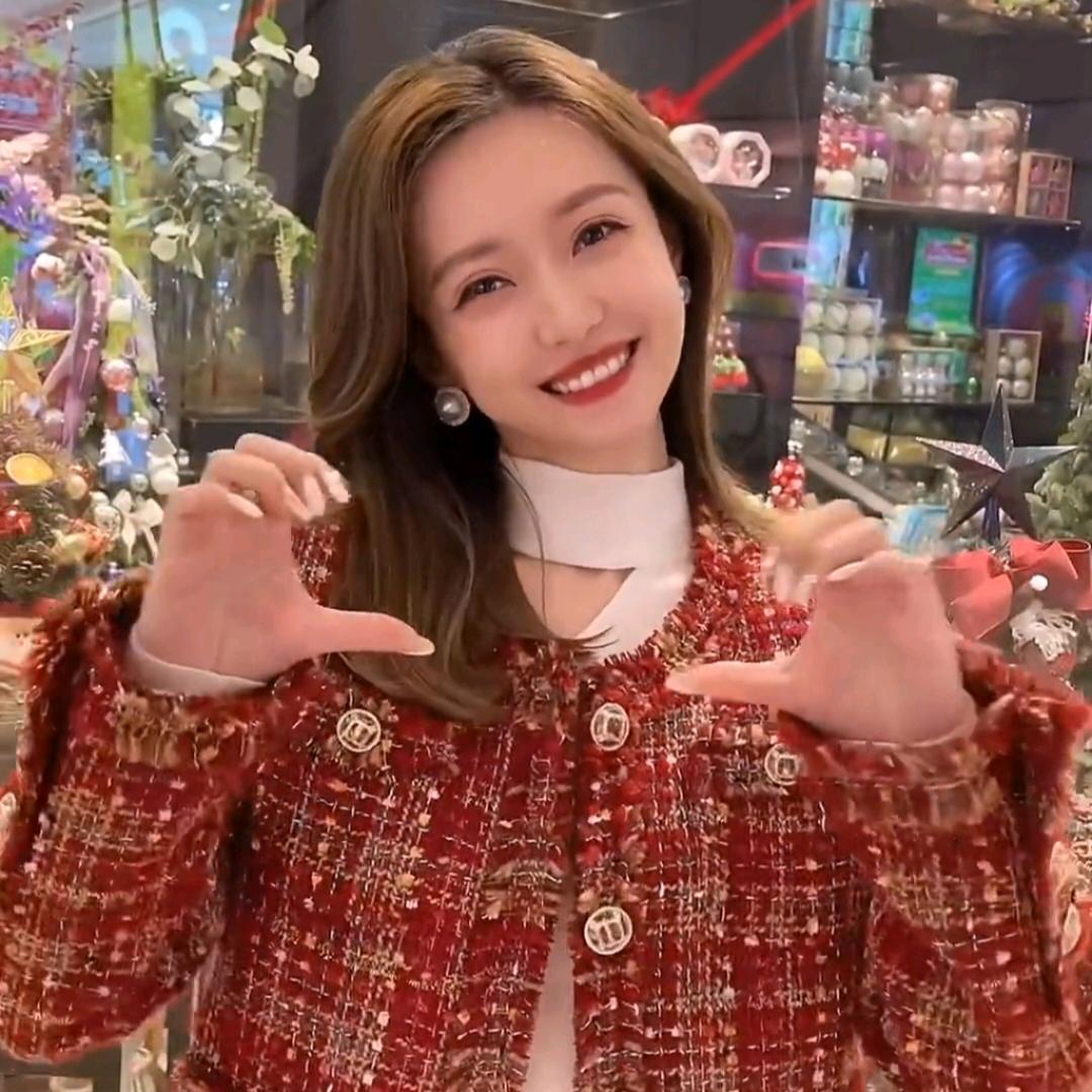 王哈哈WANGHAHA-直播爆款返场