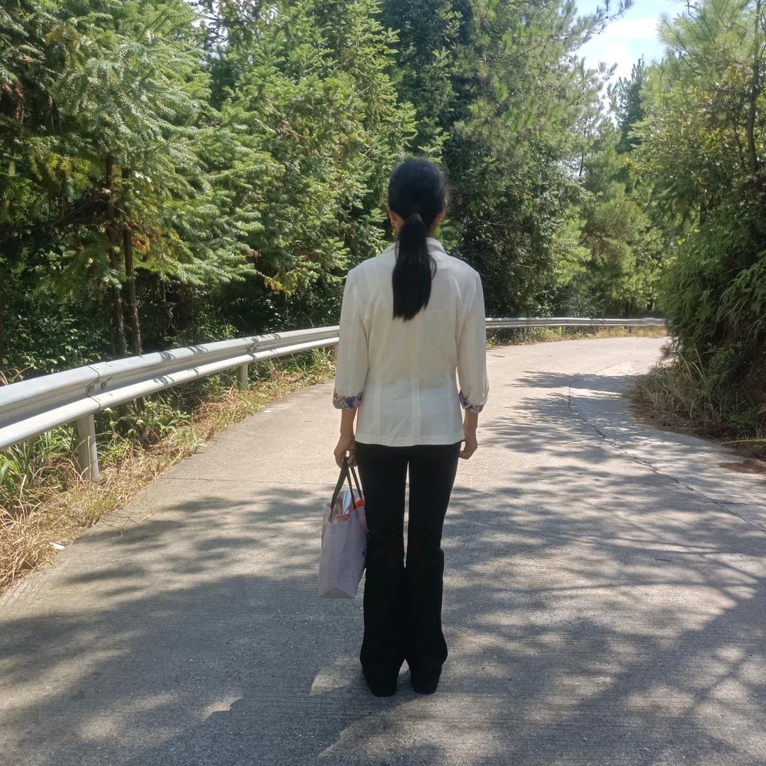 李~李