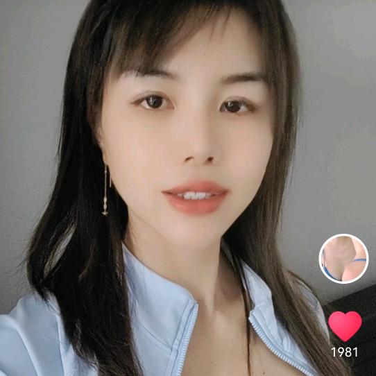 小傲娇。