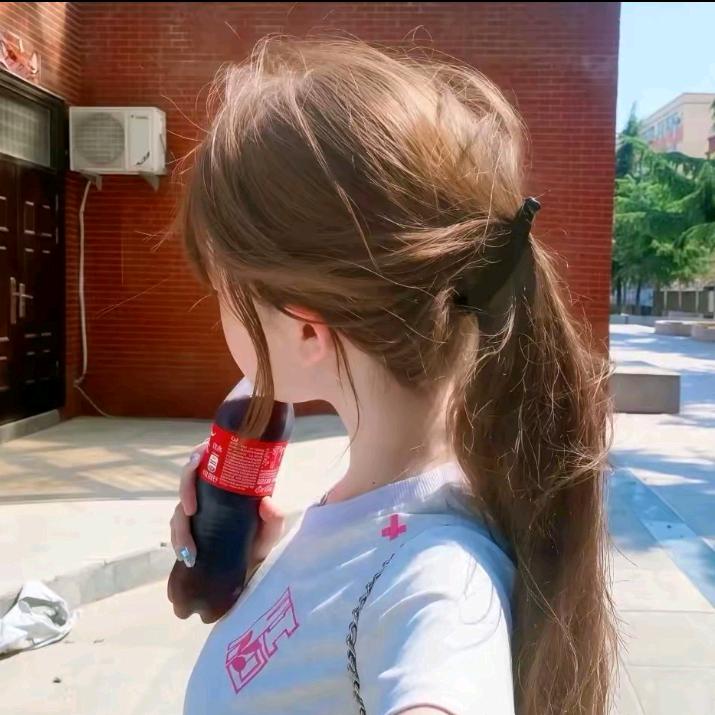 萌小y