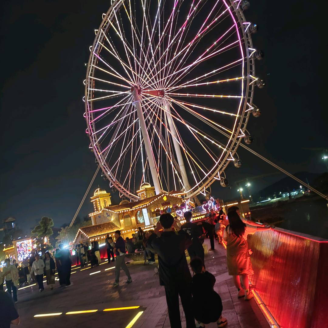 美美（单亲妈妈）