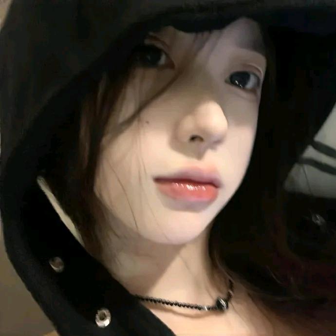 (ρ_・).。