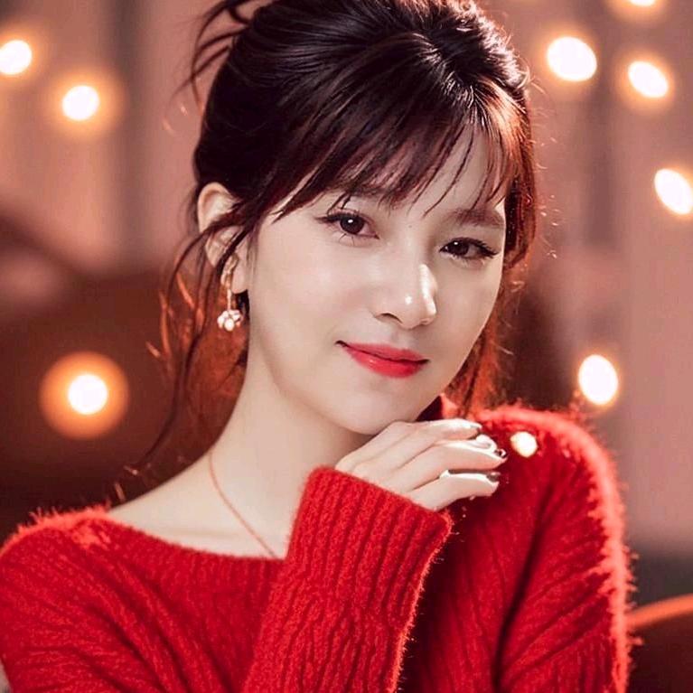 阿秀，晚上九点半直播