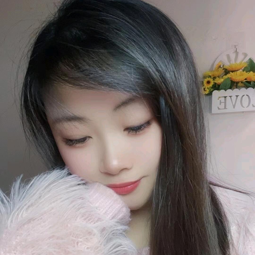 小 依  依🌙