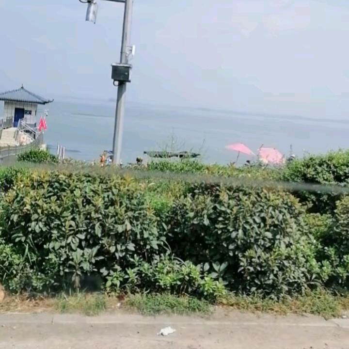 拥抱幸福，小萍