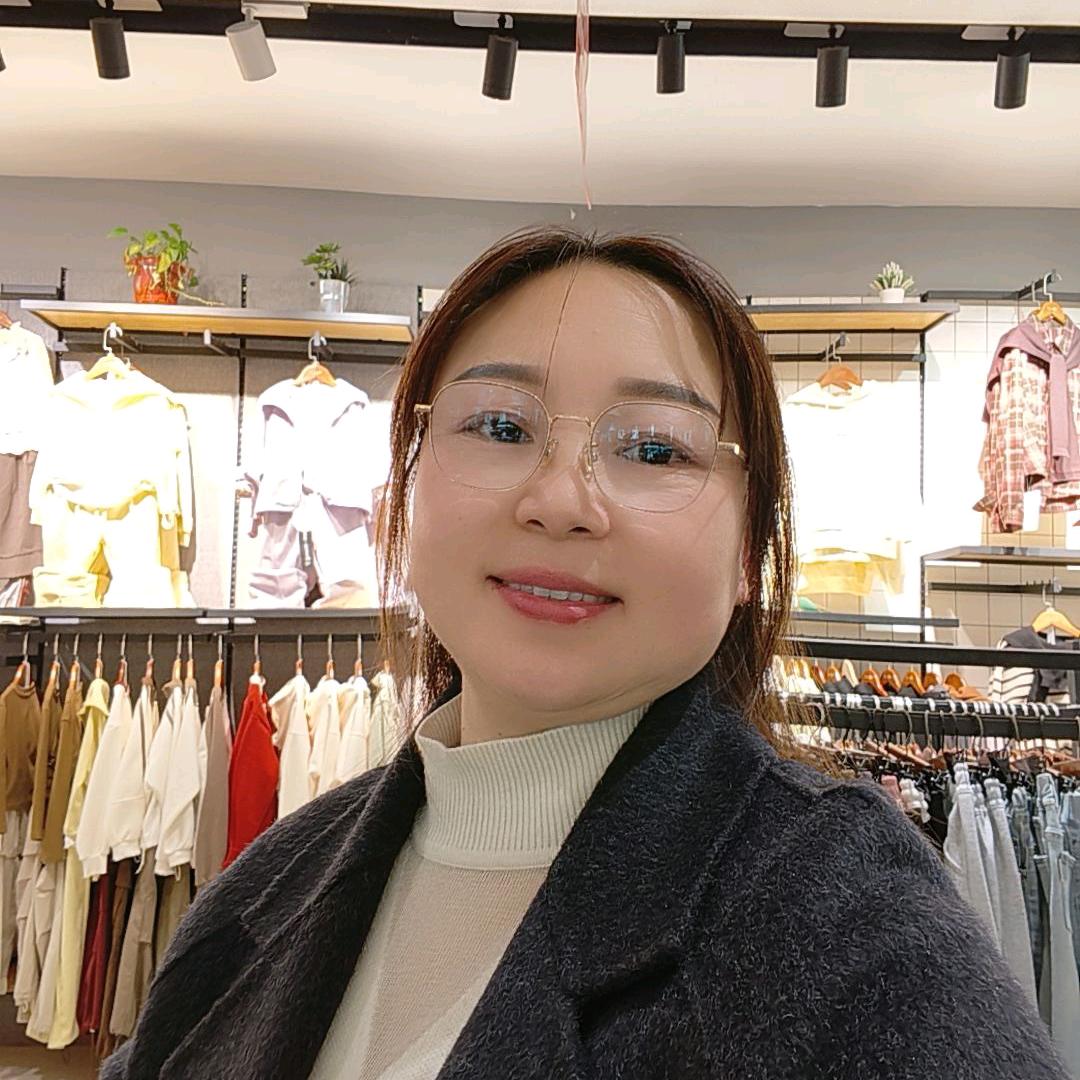 马迹塘  潮萌童装