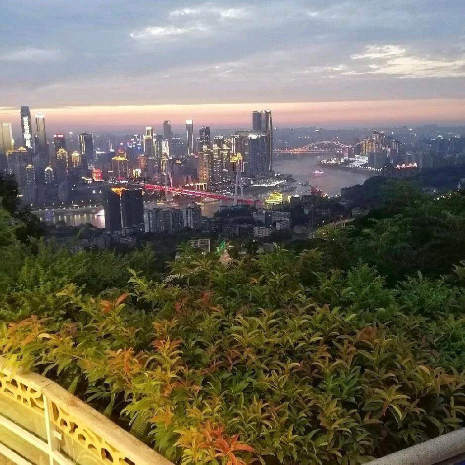 浅笑不语໒꒰ ྀི ′̥̥̥ ᵔ ‵̥̥