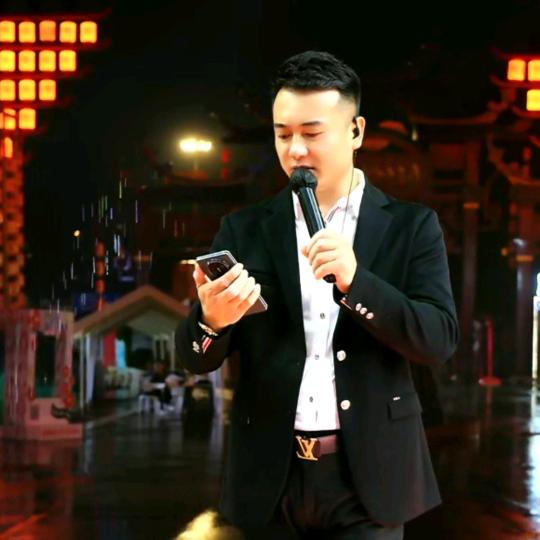 雷哥/砥砺前行（百货）