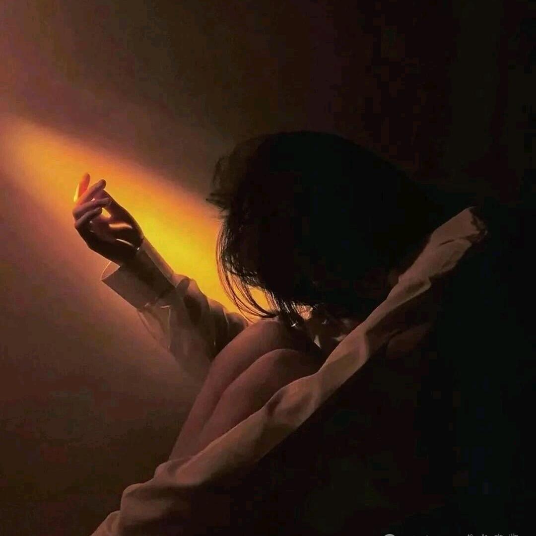 吃香菜不吃葱花女孩