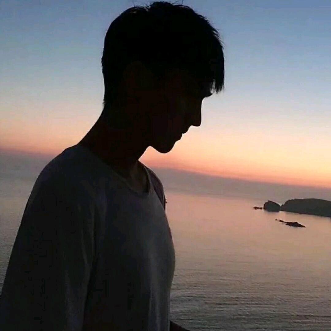 池中鱼头像