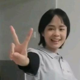 00后本科做保洁（小斐）